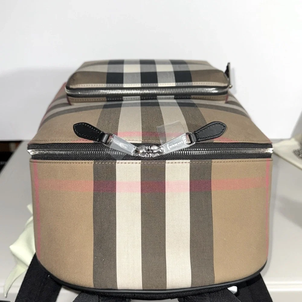 NEW $1350 BURBERRY NEW NOVA CHECK BACKPACK FULL SIZE CLASSIC LARGE
